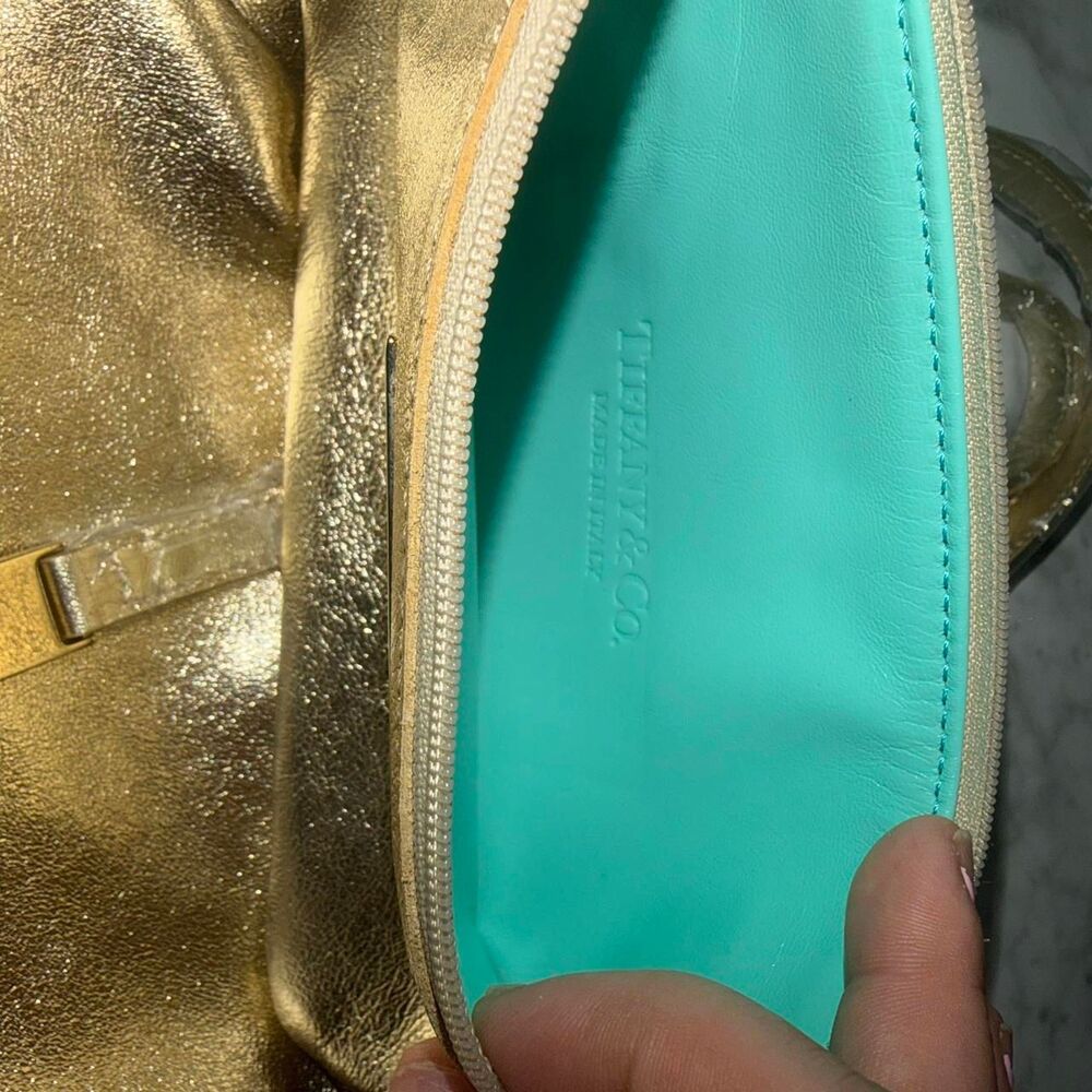 Brand New Tiffany & Co. Reversible Tote Bag Metallic Gold Leather / Suede w/ pou - Picture 6 of 8